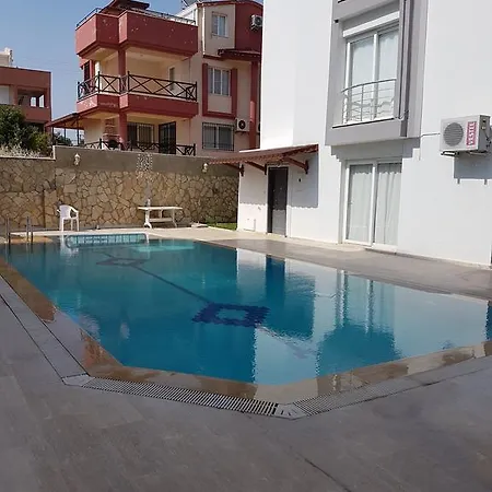 Garden 2 - 4 Villa