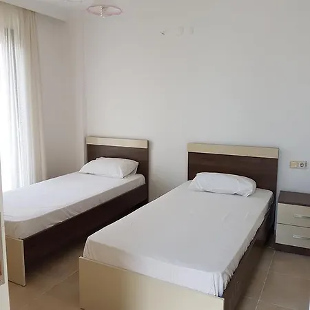 Villa Garden 2 - 4 *