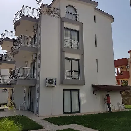 Garden 2 - 4 Villa *
